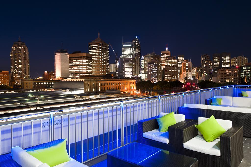 Surry Hills Bounce Sydney旅舍 外观 照片 The rooftop bar at the Hotel Commonwealth